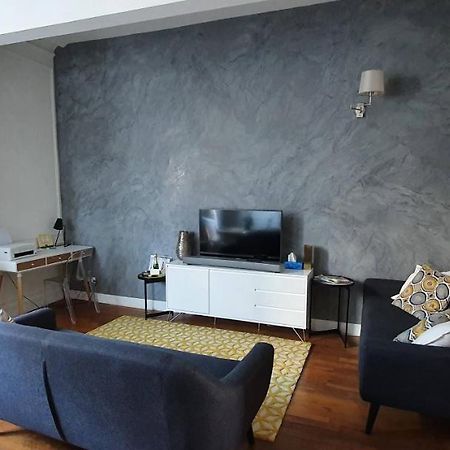 Appartamento L'Ecu : Un Haussmannien Accueillant! Reims Esterno foto
