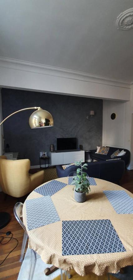 Appartamento L'Ecu : Un Haussmannien Accueillant! Reims Esterno foto